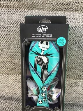 Disney The Nightmare Before Christmas Jack Skellington Hair Brush-Teal Wet brand